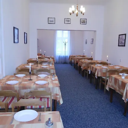 Hotel Morava 3*