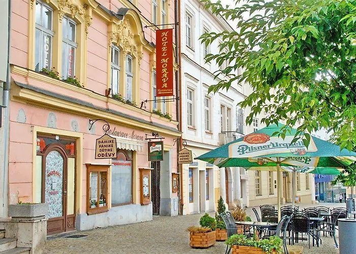 Morava ホテル ズノイモ